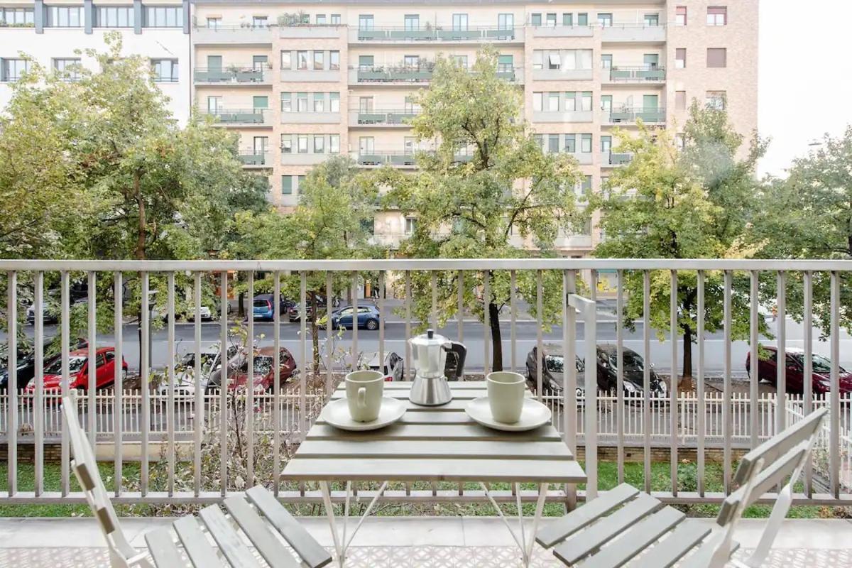 Luxury 2 Bedroom Apartament, Close To San Siro, Fiera And 10 Min Metro To Duomo Apartment Milan