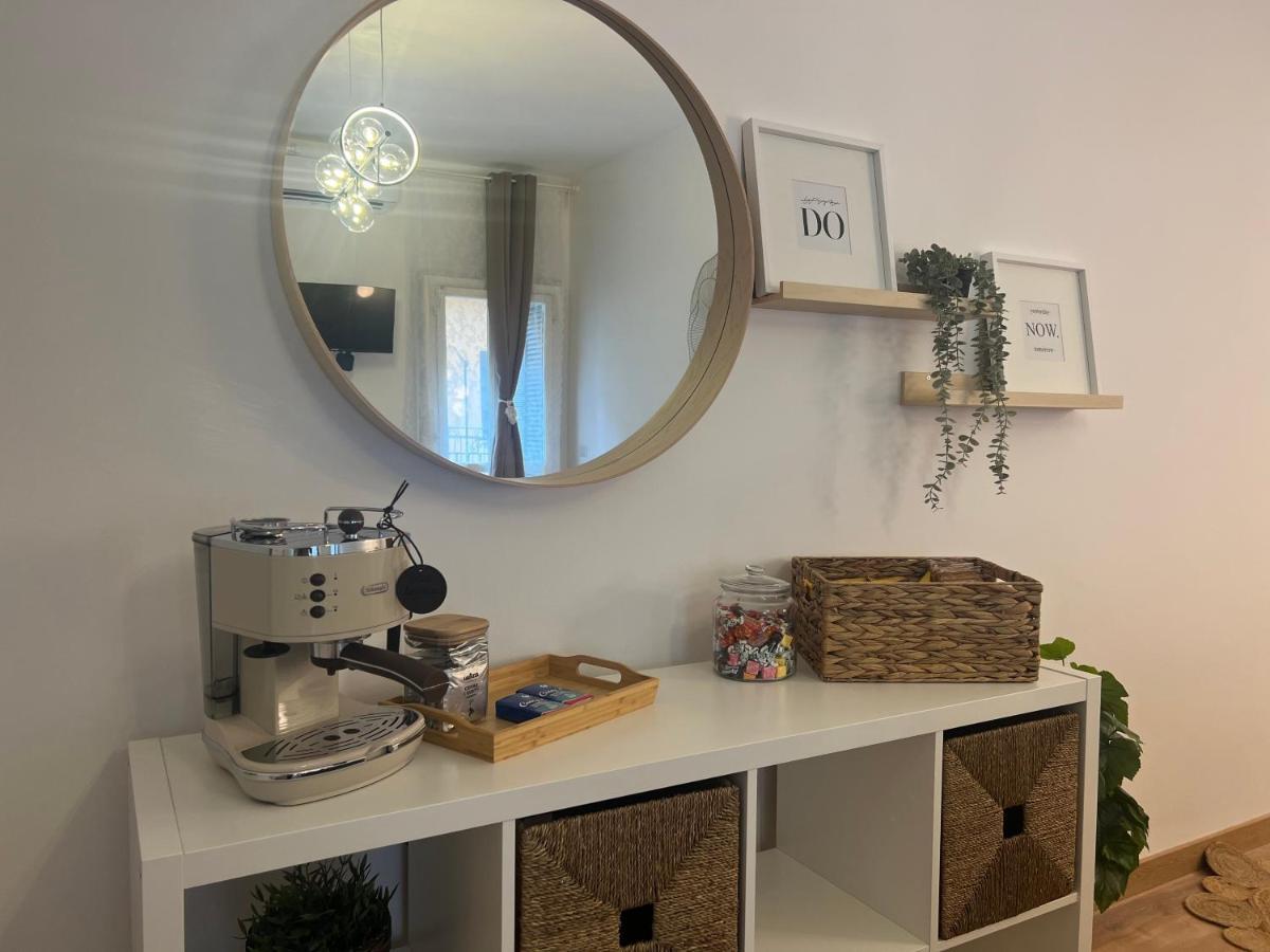 Regina In Bocconi Apartamento *