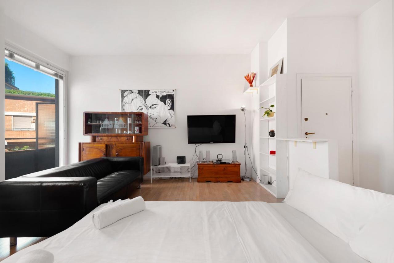 Apartment 5 Min Duomo - Next To Metro Station