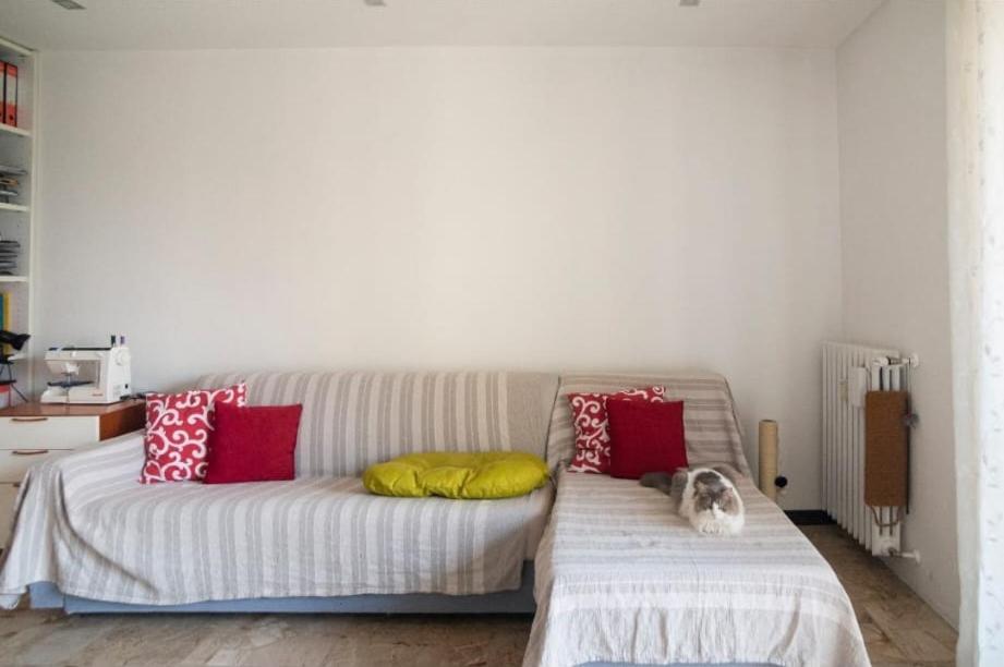 Stanza Doppia Con Bagno Privato Vicino Al Centro Homestay *