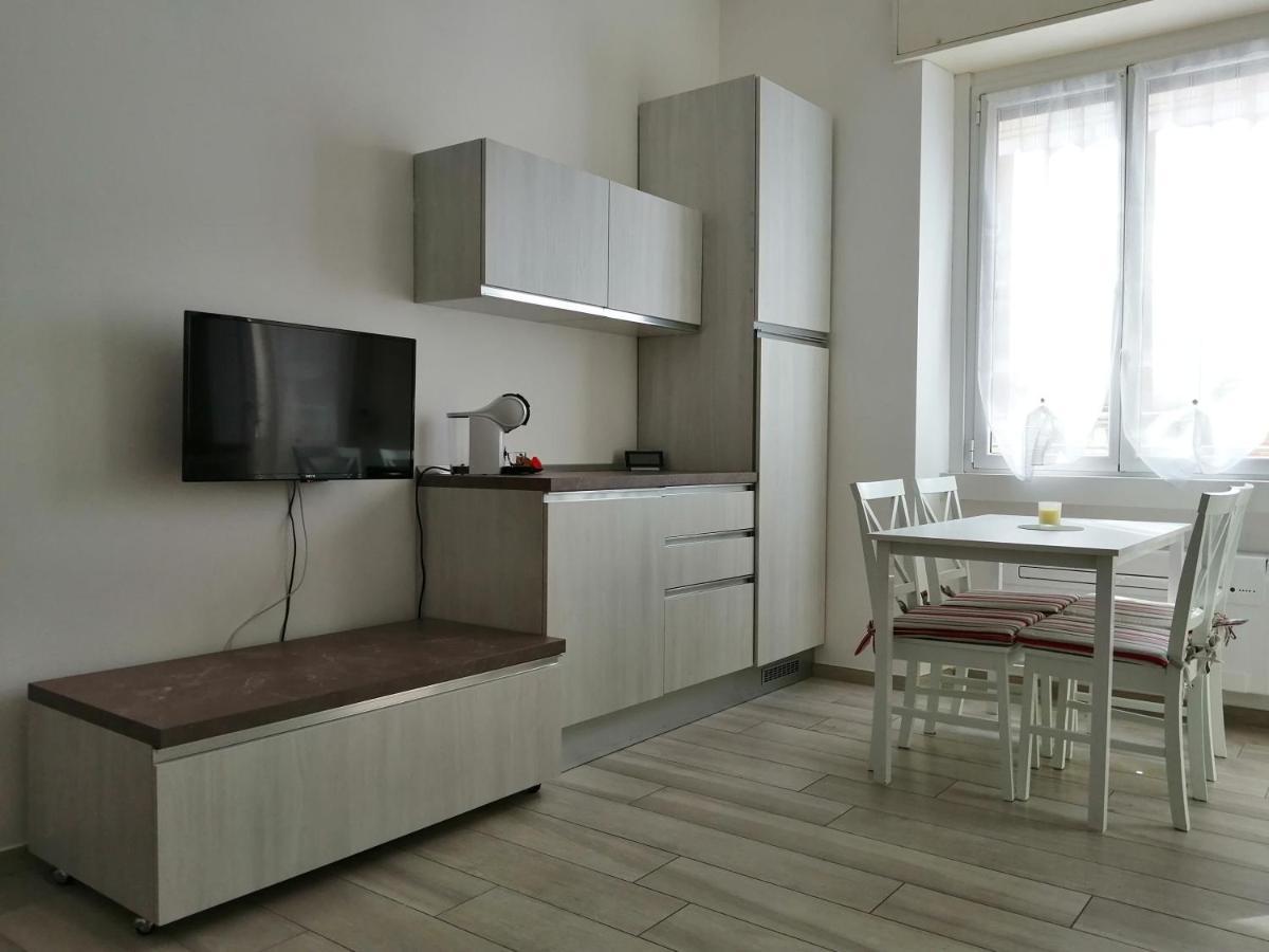 Comodo Per E Rho Fiera Apartment