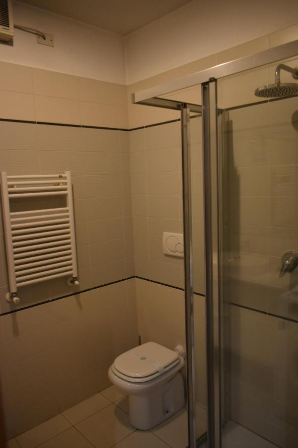Apartamento House Promenade Santa Giulia Milão