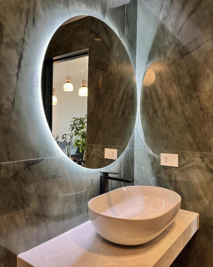 Yls Luxury Milão