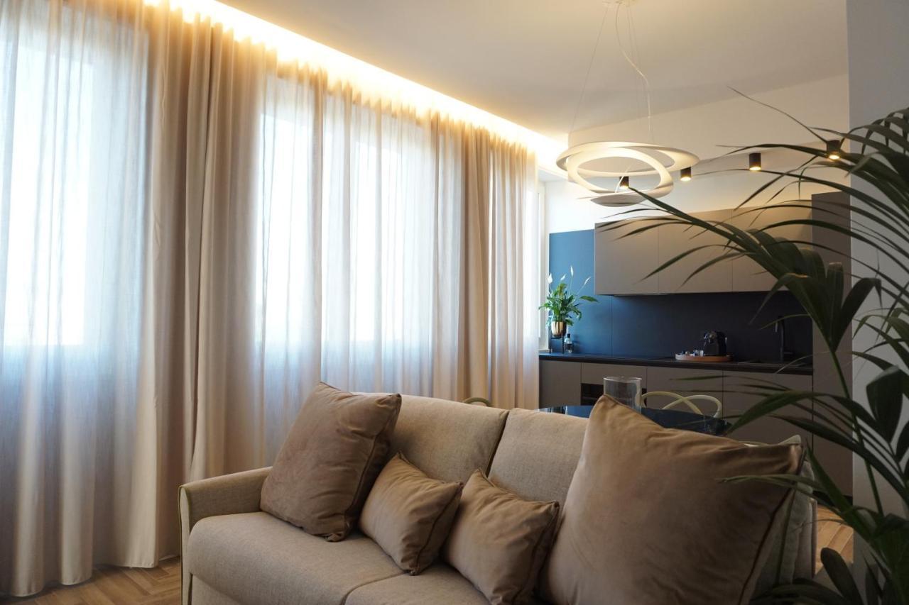 Yls Luxury * Milão