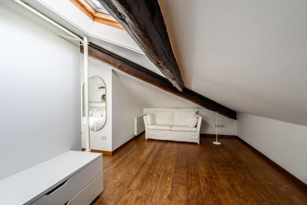 Buenos Aires' Nest - 10 Minutes From Duomo With Terrace Apartment *