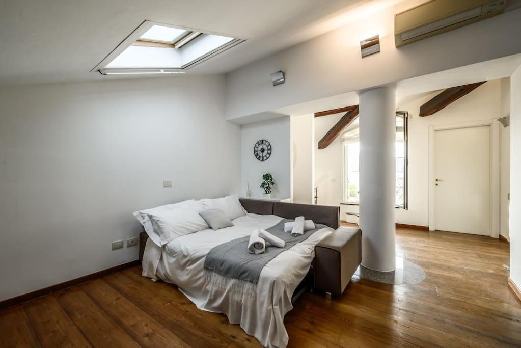 Buenos Aires' Nest - 10 Minutes From Duomo With Terrace * Milan