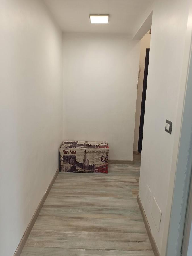 Apartment La Pace Milan