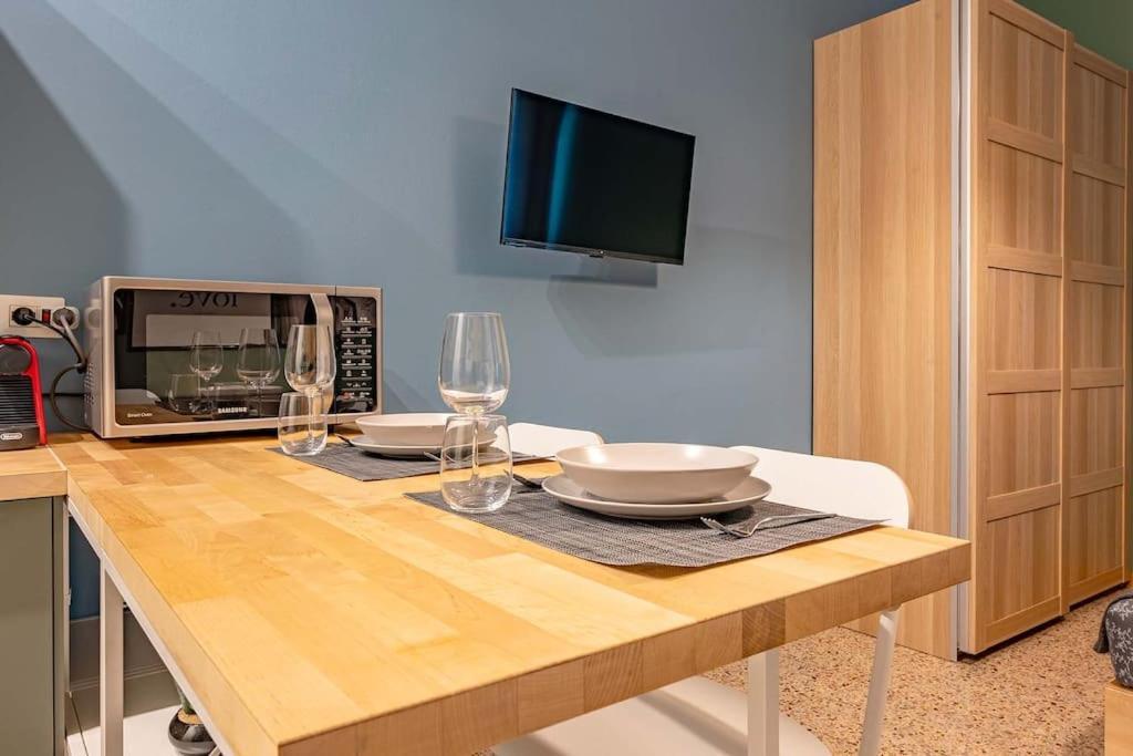 Guest Planet - Cozy Housing Porta Romana M3 Apartamento Milão