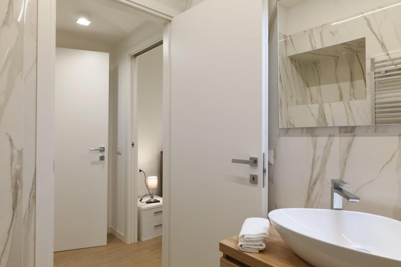 Contempora - Bilocale Filzi B Apartamento Milão