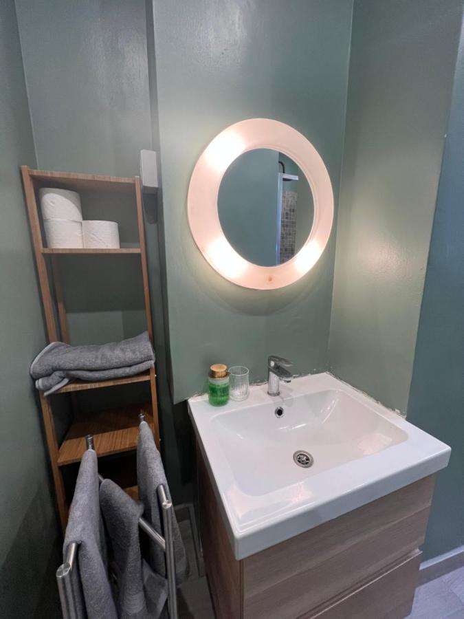 Troom29 Modern And Functional Fully Equipped Mini In Nolo Milão
