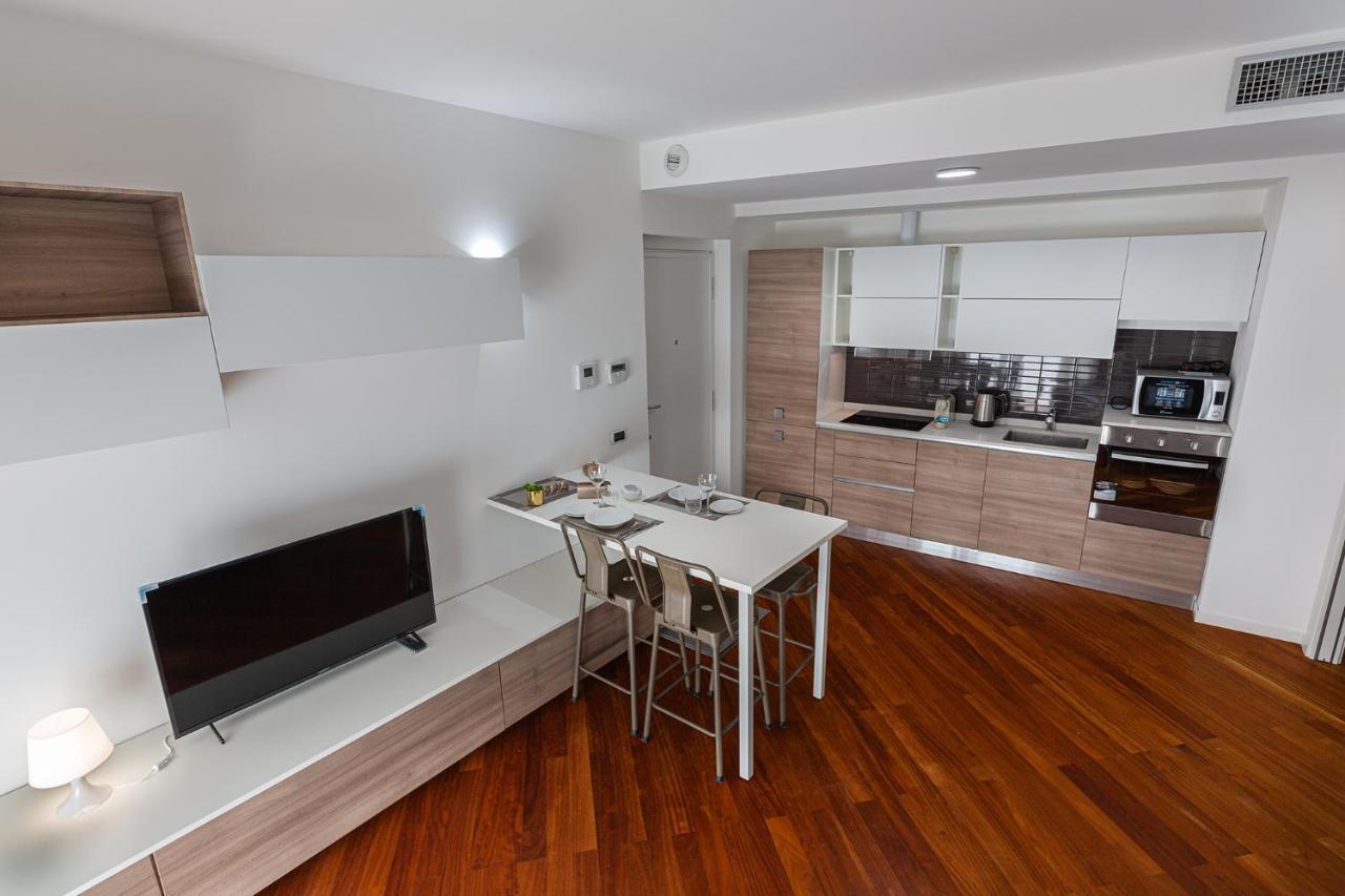 Apartment Central/garibaldi Luxurious Two-room Apartment. Milan