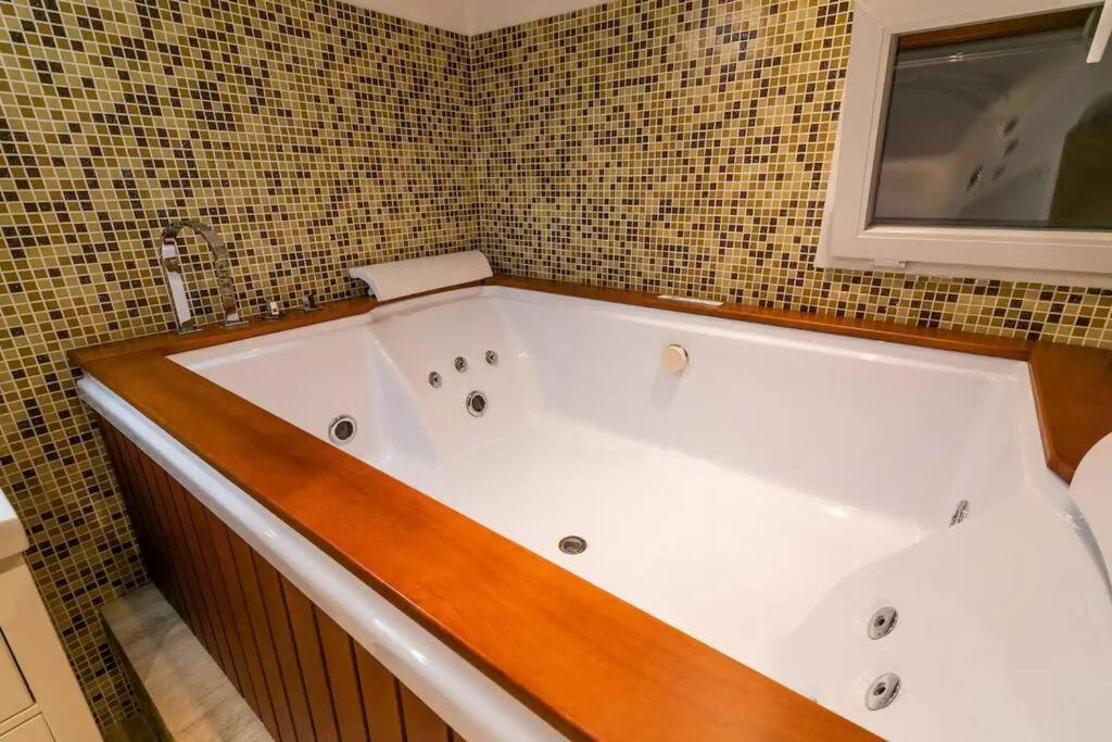Moscova - Garibaldi Lusso, Sauna E Idromassaggio Apartamento