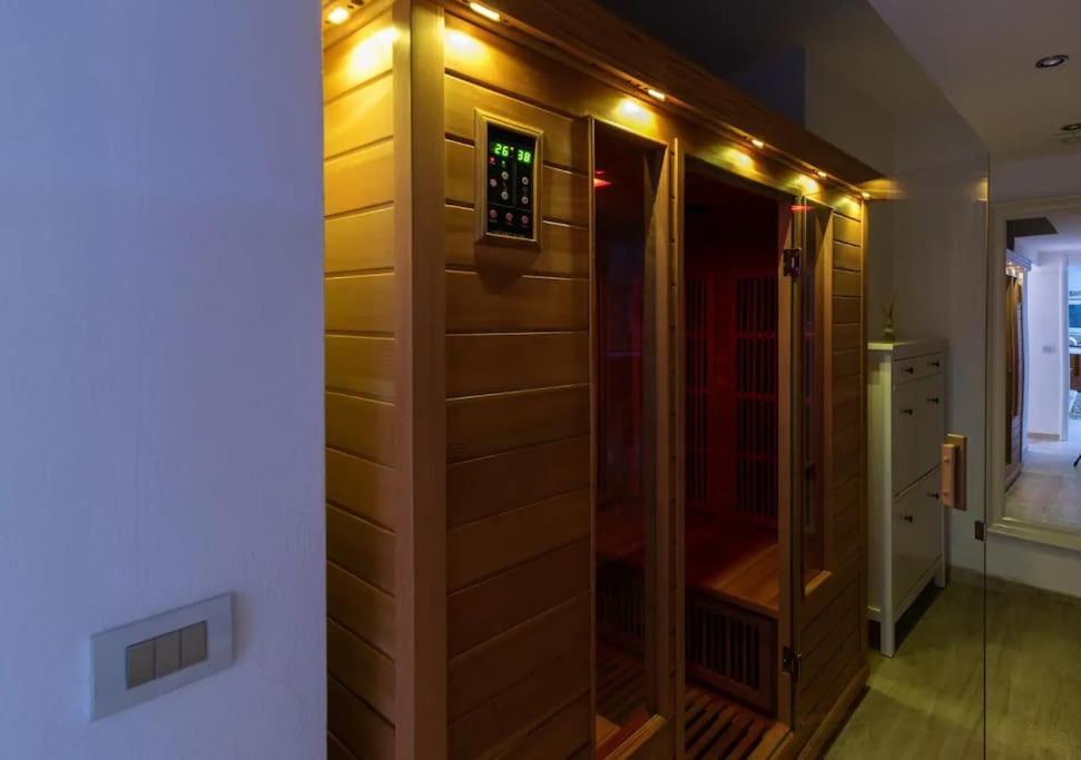 Moscova - Garibaldi Lusso, Sauna E Idromassaggio Apartamento