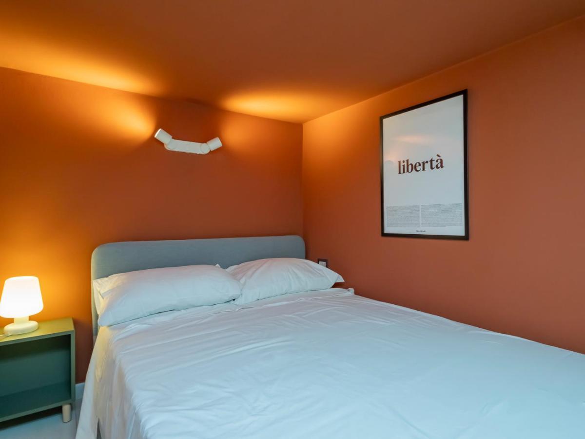 Ihost - Romilli 17a * Milan