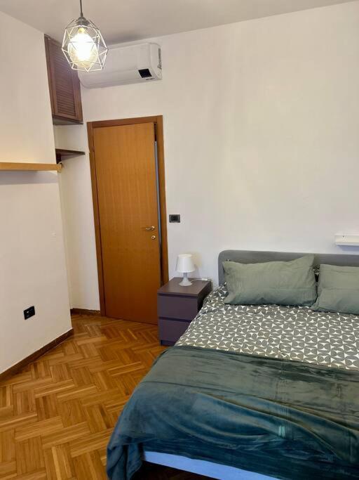 Porta Genova Modern House Apartment Milan