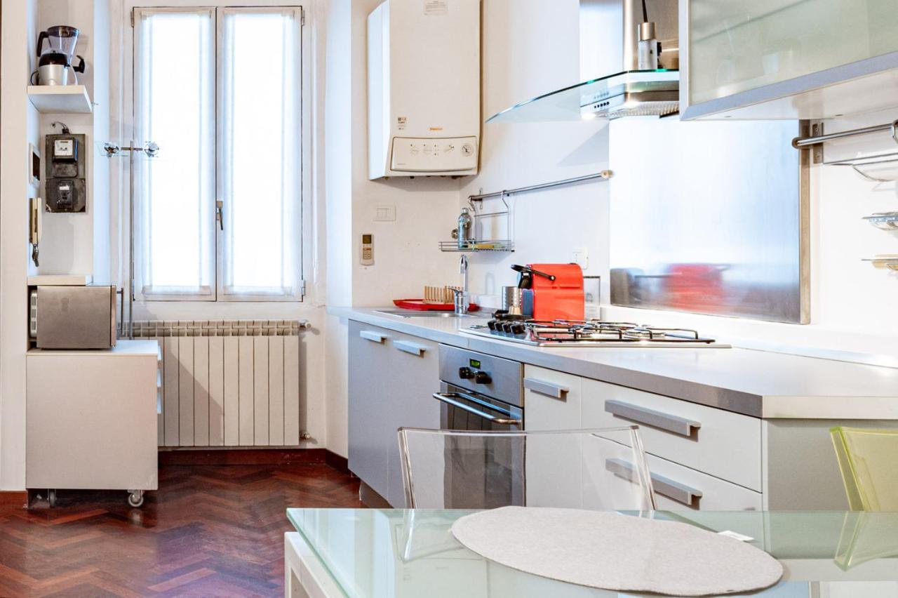 Apartment Ticinese Livings Comfy - Full City Center Milan