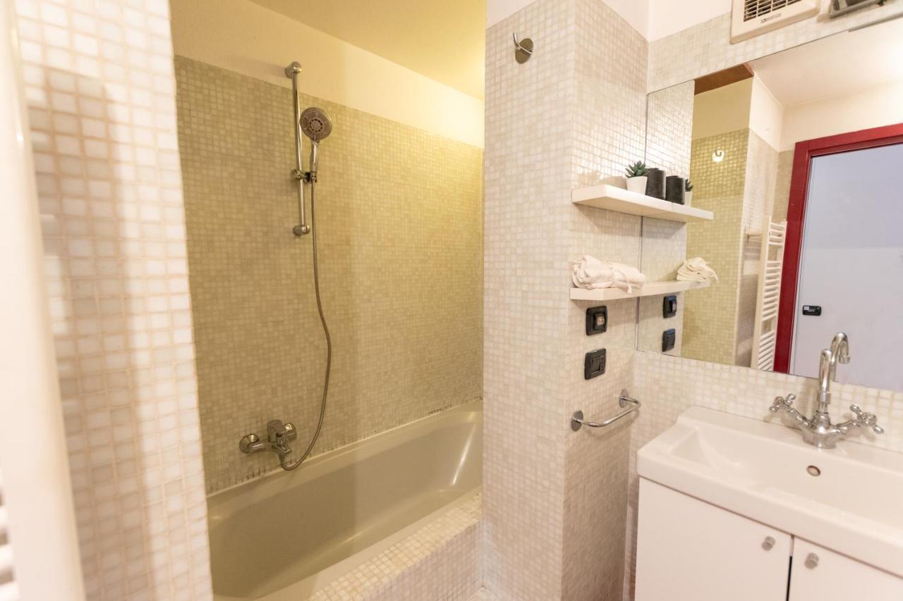 Apartment Ihost - Ticinese 75