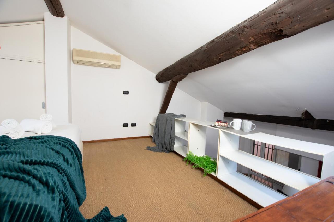 Ihost - Ticinese 75 Apartment Milan