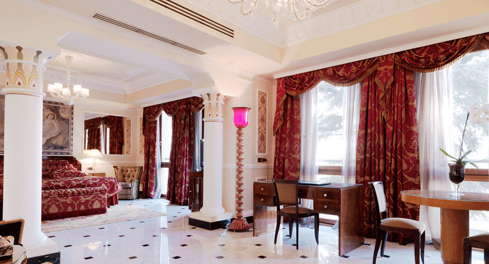 Baglioni Carlton - The Leading Of The World