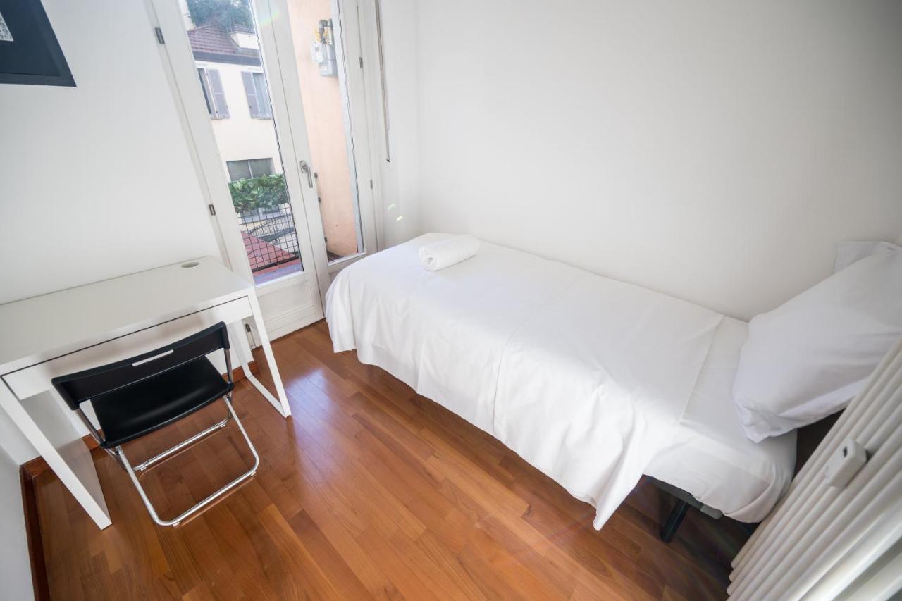 Shortmi Garibaldi Milan
