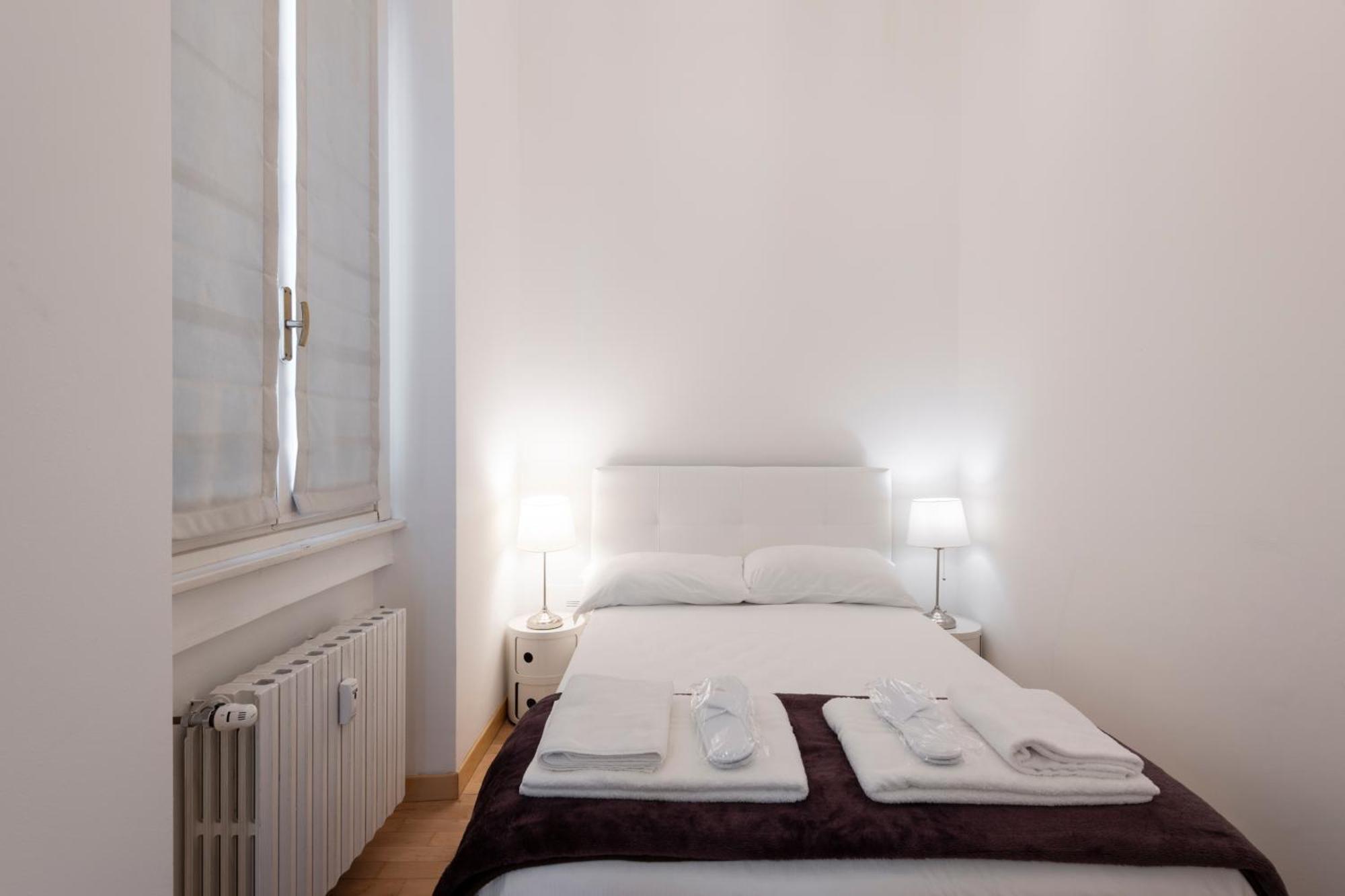 Apartment Royal - Centro Cadorna Milan