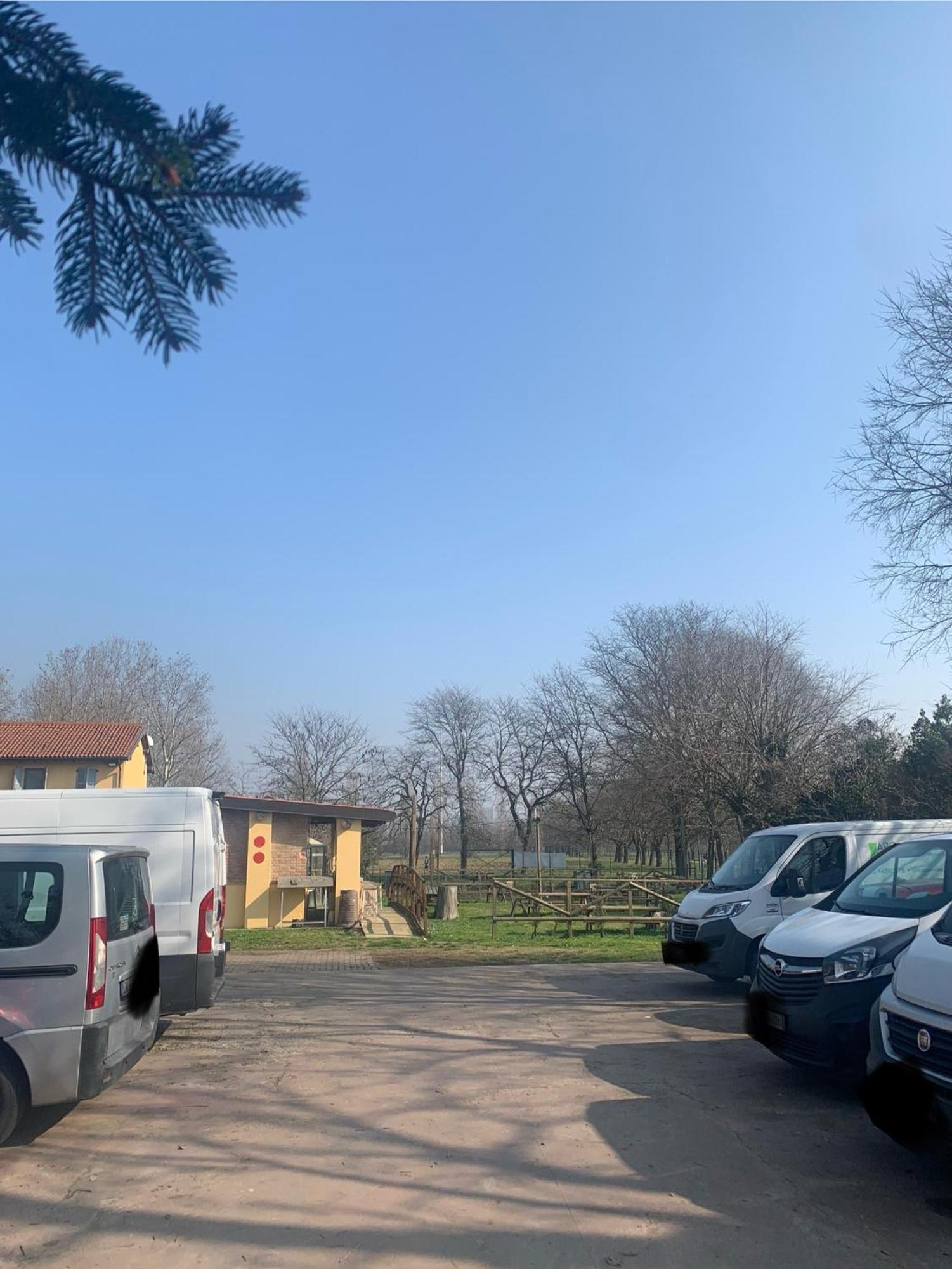 Cascina Bellaria Hostel Milan
