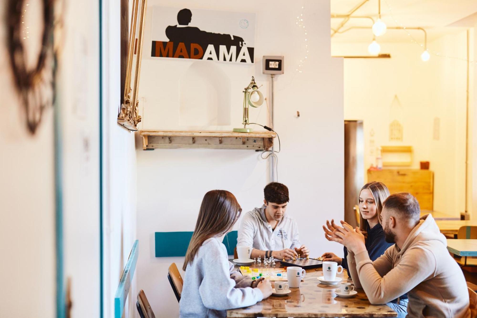 Madama & Bistrot Hostel