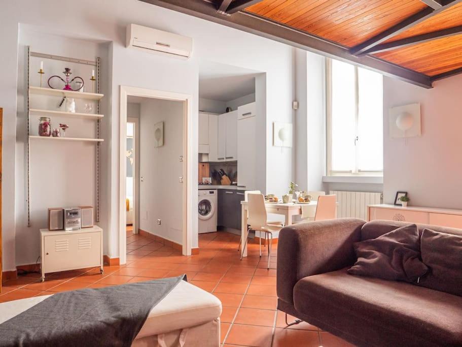 Spazioso Loft Imbonati6 Apartment Milan