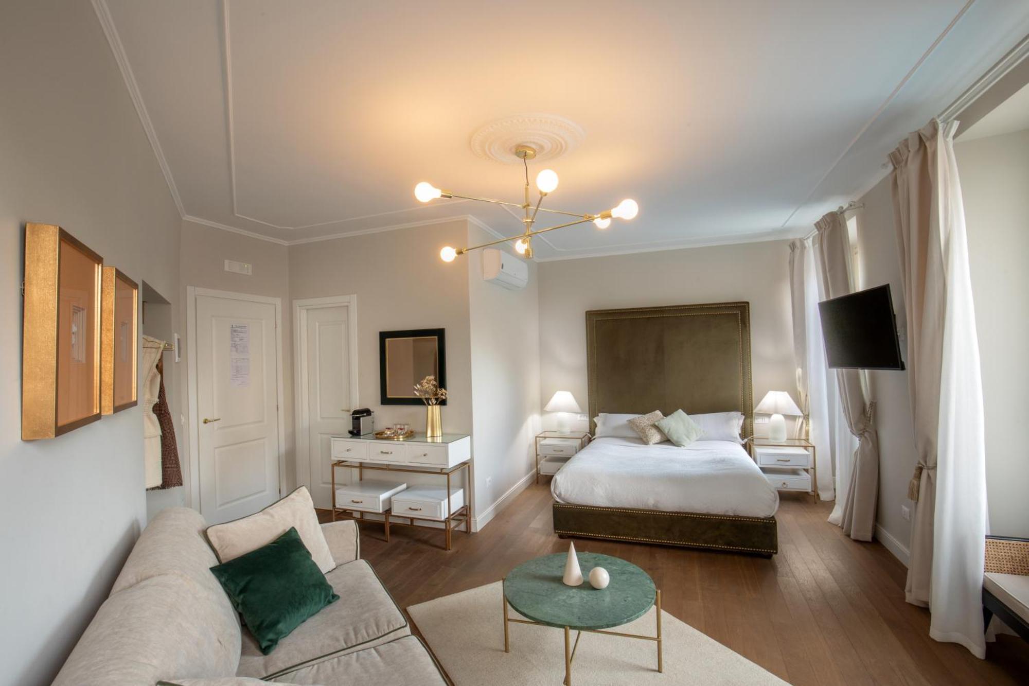 Daplace - Corso Monforte Guest house