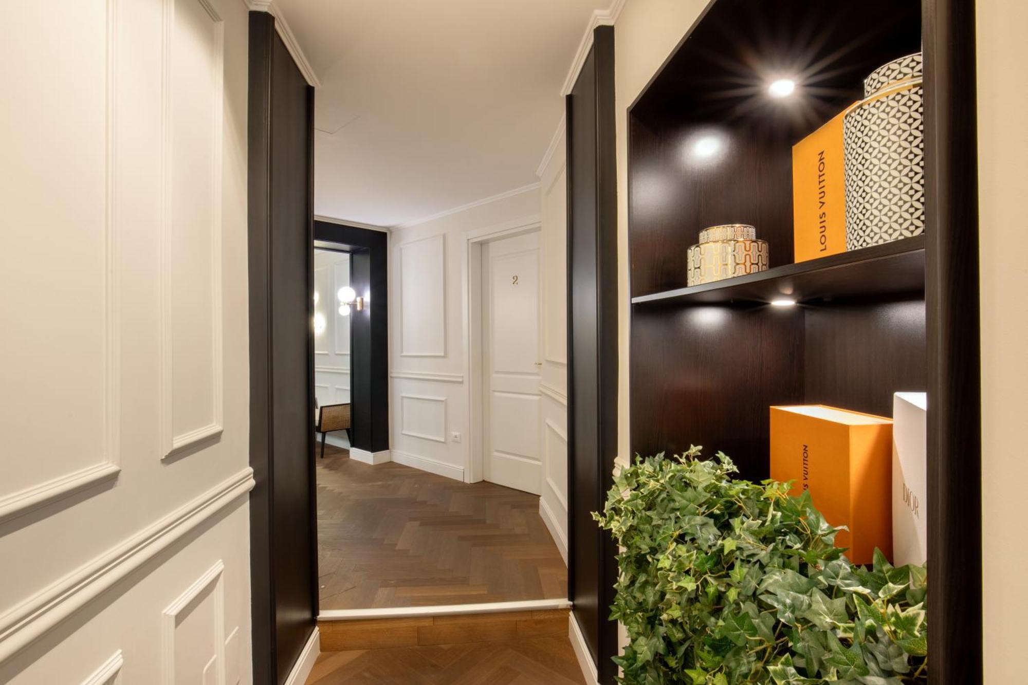 Daplace - Corso Monforte Guest house