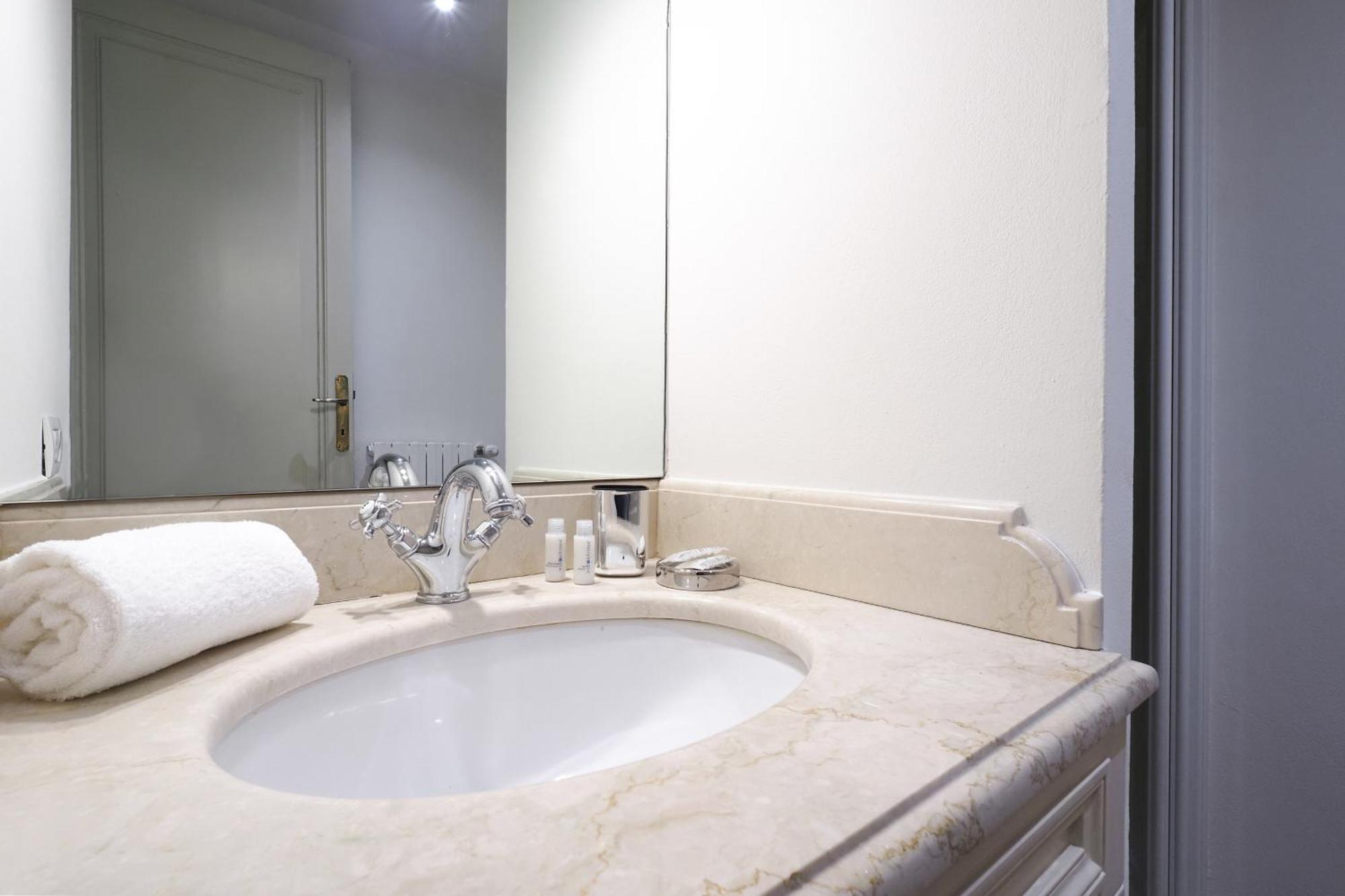 Apartamento Contempora Serviced - Quadrilocale Pta Vercellina Milão