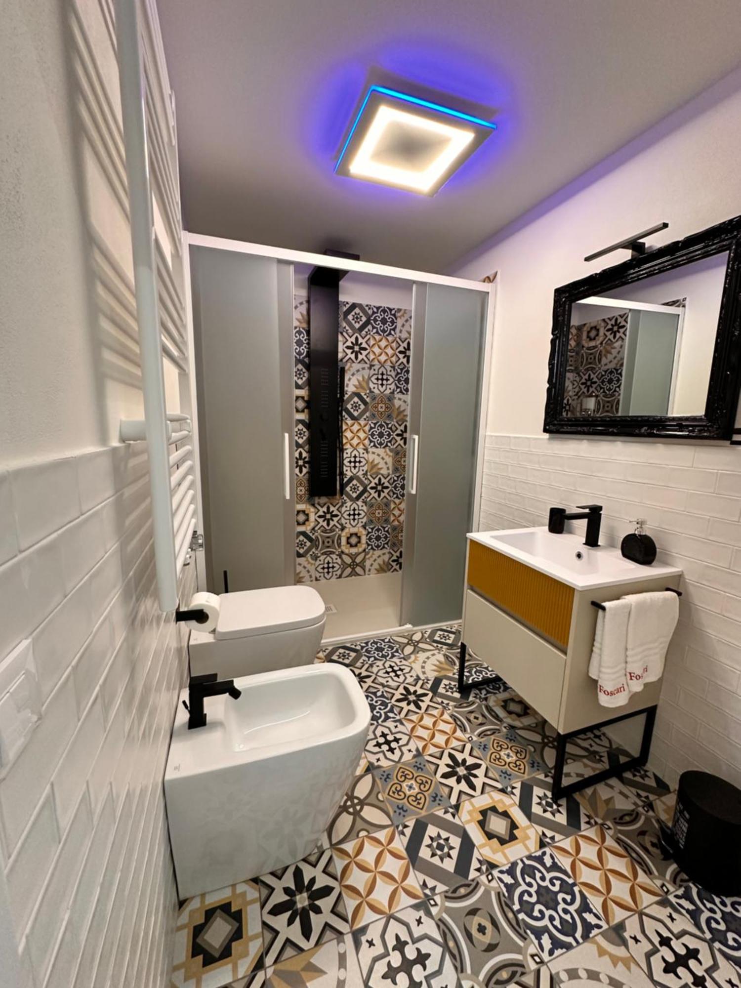 Appartamento Ca Foscari Pop Naviglio ,2 2 Bagni Milano