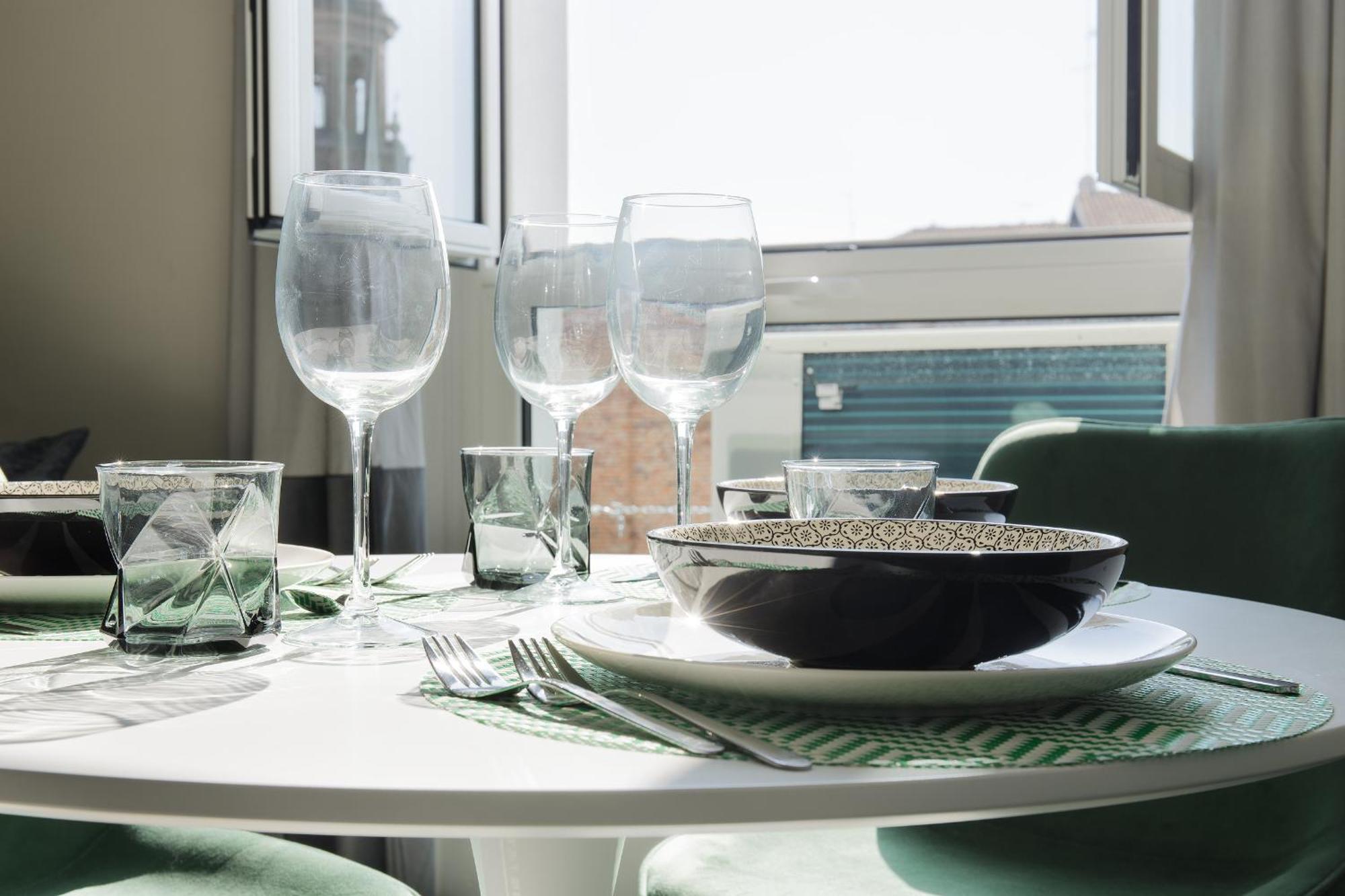 Hl Prestige - Duomo, Galleria Unione 3 Apartment *