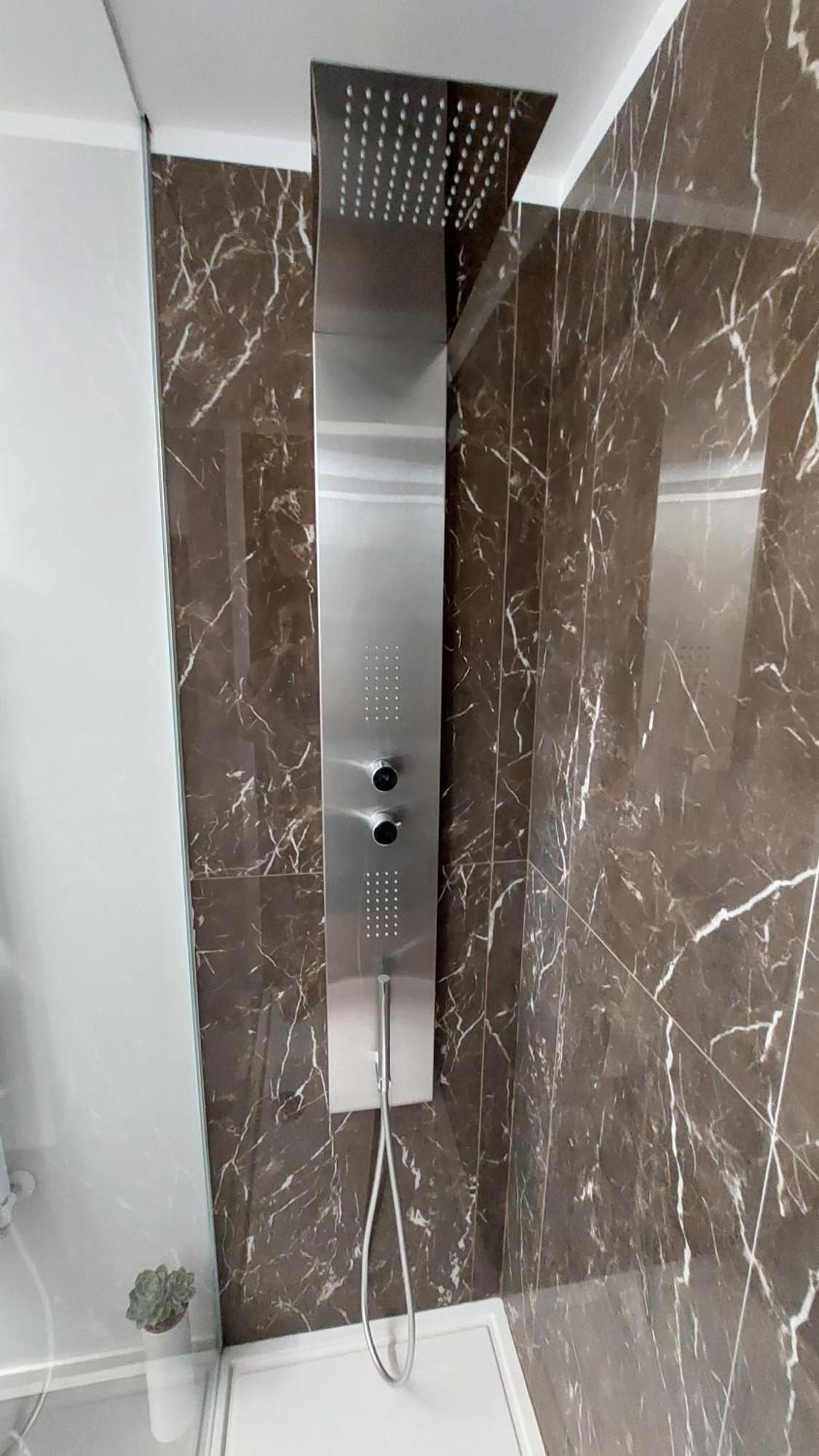 Moderno Tra Stazione E Loreto Apartamento