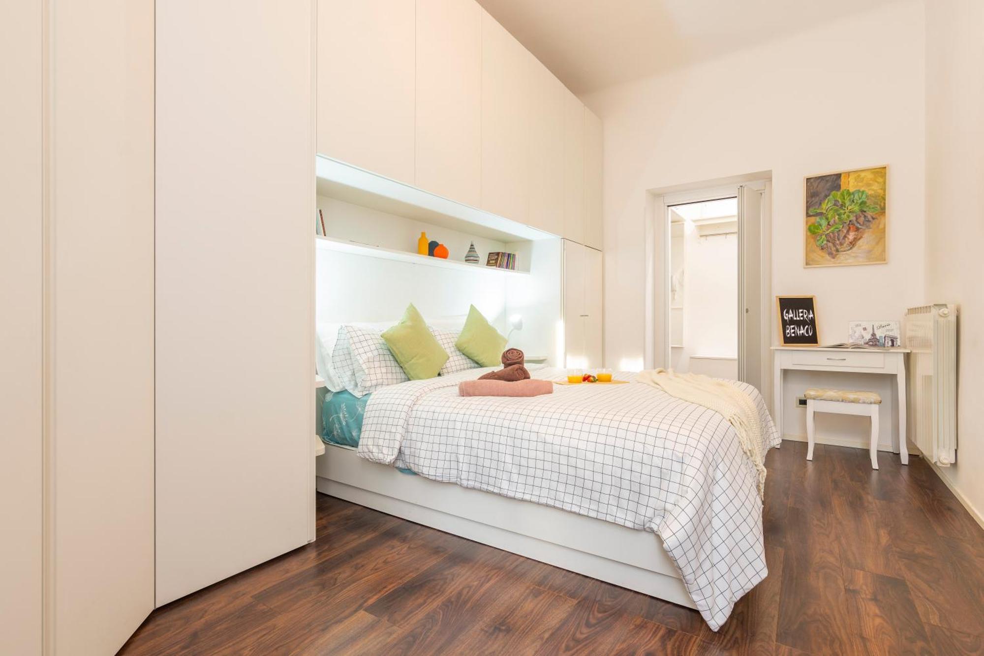 Apartment Galleria#27 - Metro A 2 Passi, Ampio E Nuovo Bilocale Milan