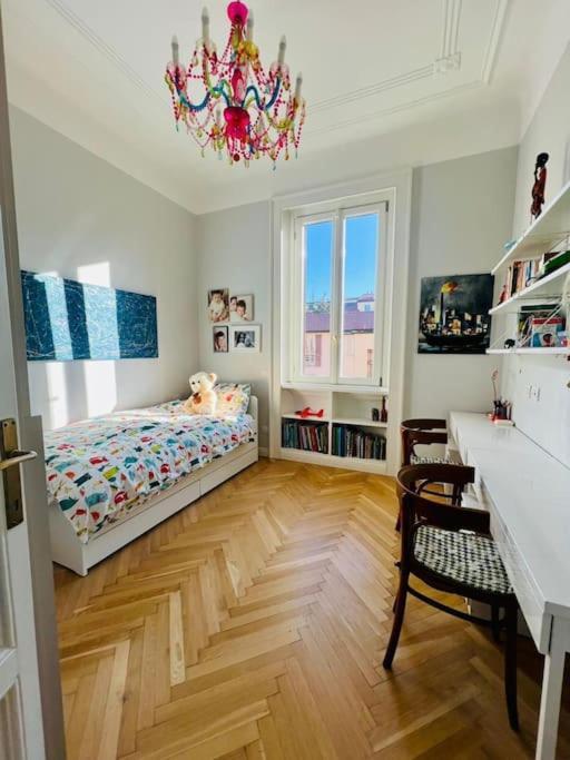 Apartamento Magnifico D'epoca Ai Navigli *