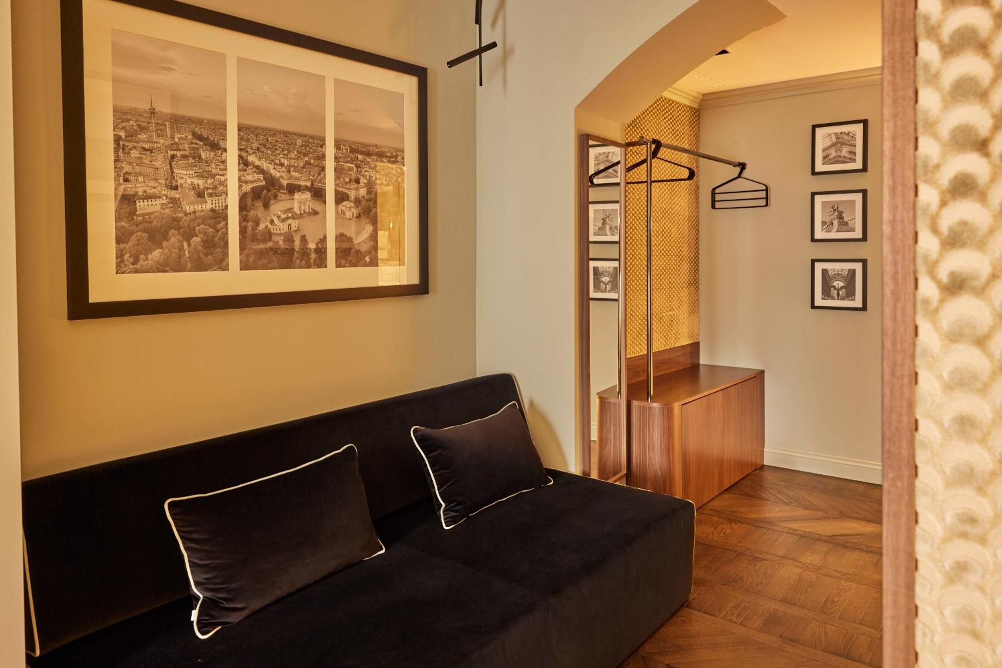 Living 2* Milan