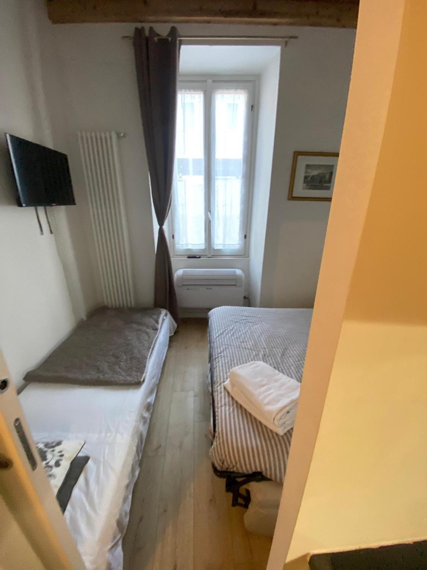30 San Gottardo House Milan