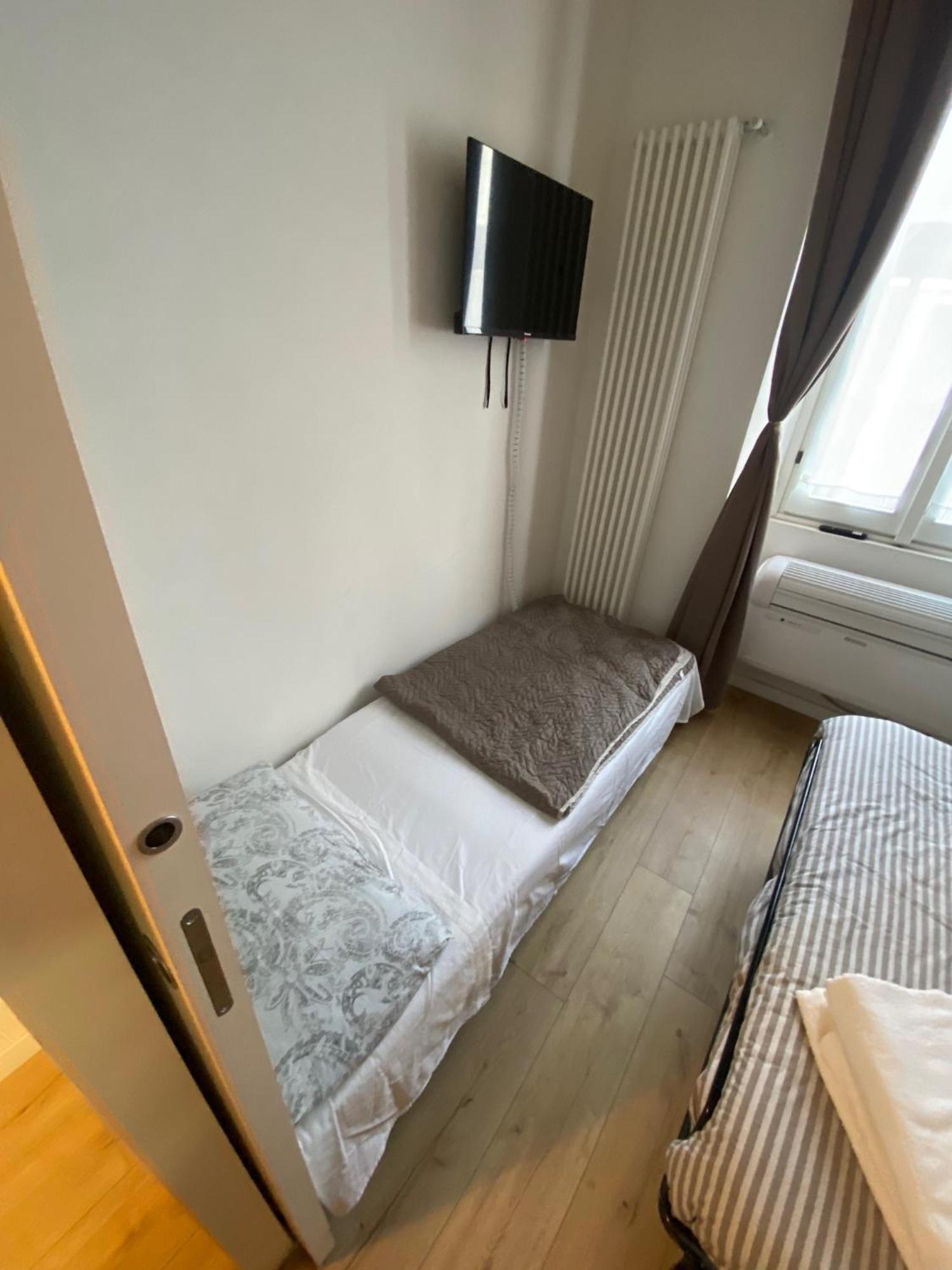 30 San Gottardo House