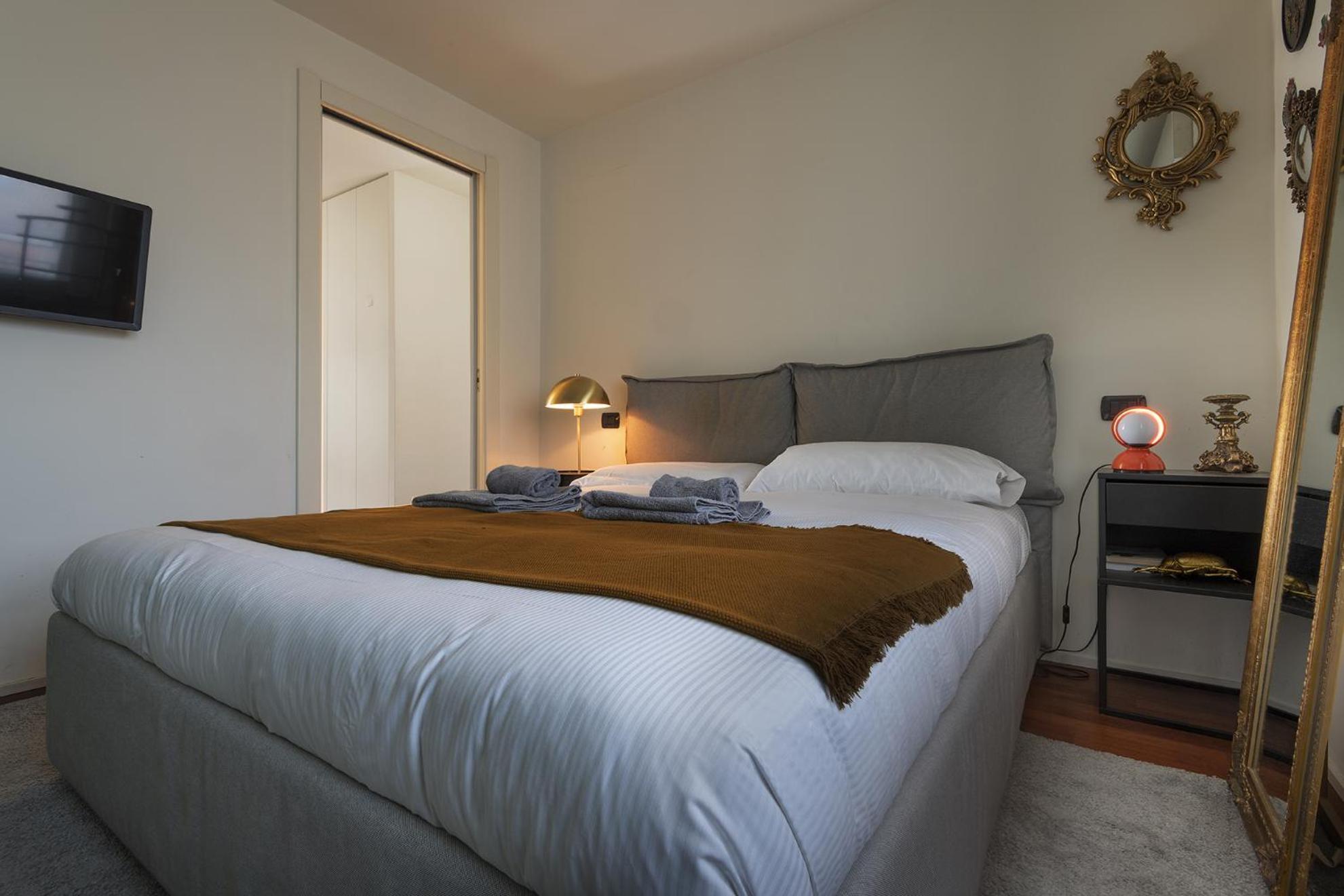 Giresio 41 - Your Penthouse With Rooftop Garden In Navigli - Wifi * Milan