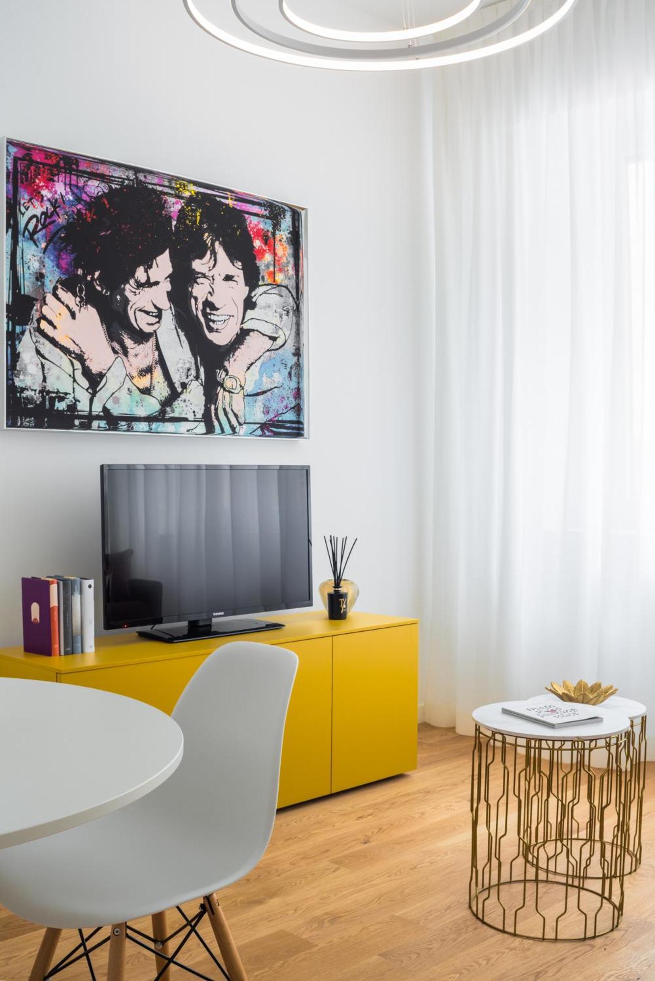San Babila Design R&r Apartment *