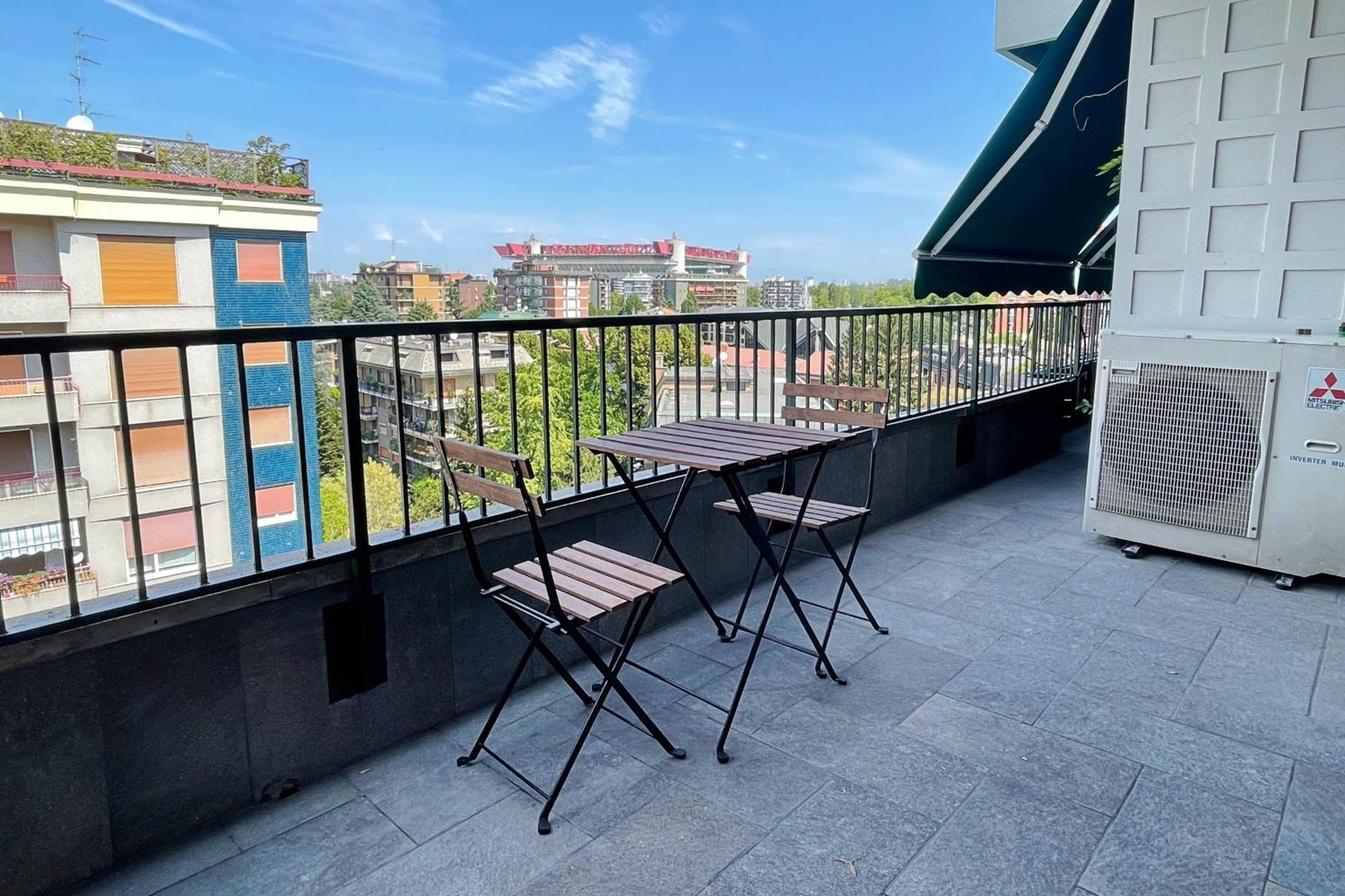 Bwr - Elegant Loft With Terrace, San Siro Apartment *