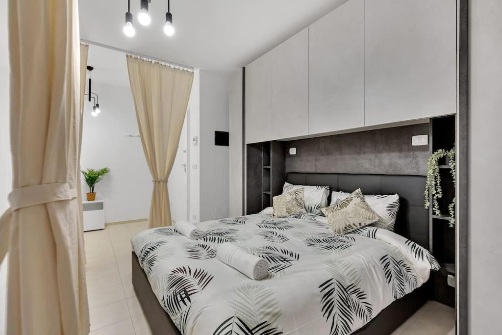 Private Parking-terrace10 Min To Linate Airport * Milão