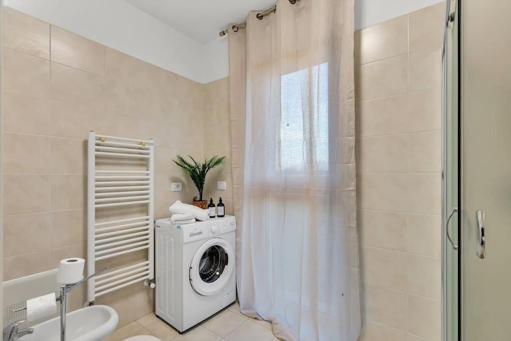 Private Parking-terrace10 Min To Linate Airport * Milão