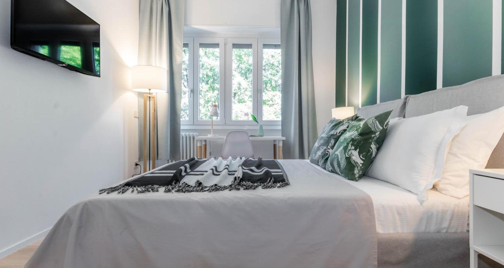 Joivy Delightful Flats Near Citylife District Apartment *