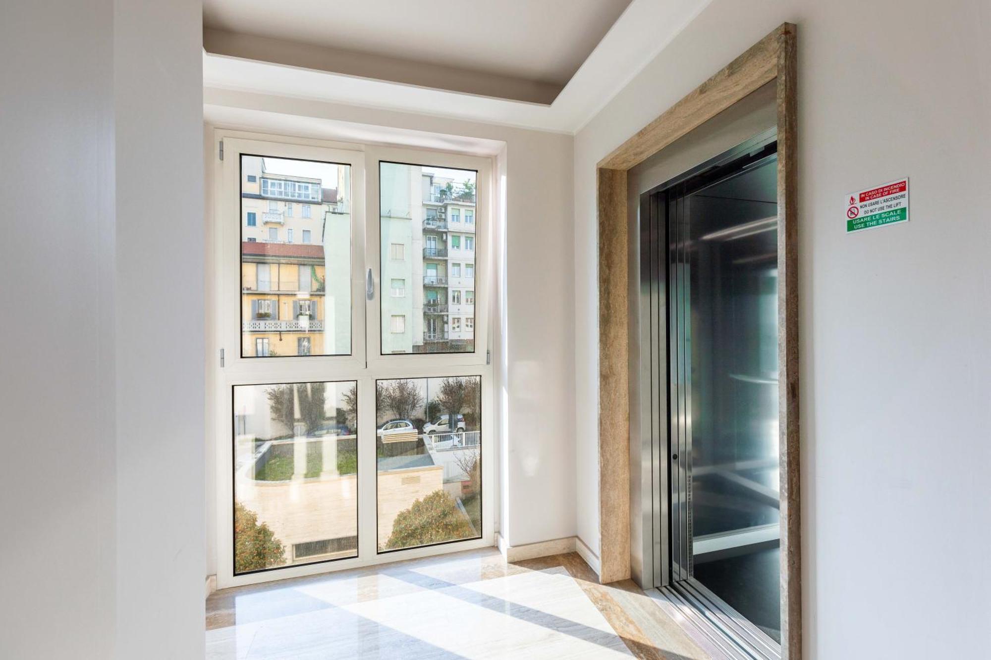 Appartamento Luxury - Free Private - Parking Maestri Campionesi 16 *