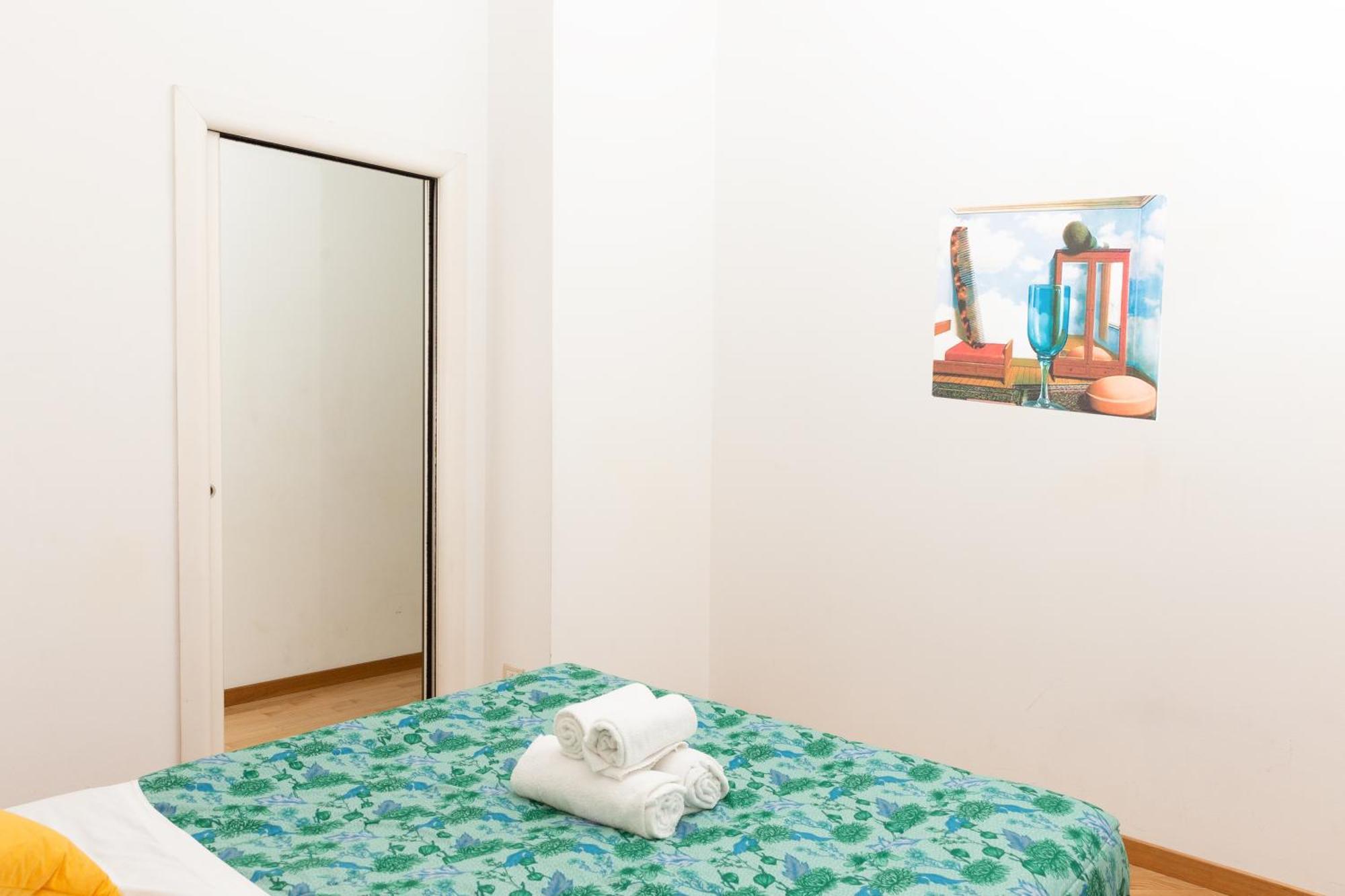 Apartment Free Parking Exclusive Magritte Style Milan