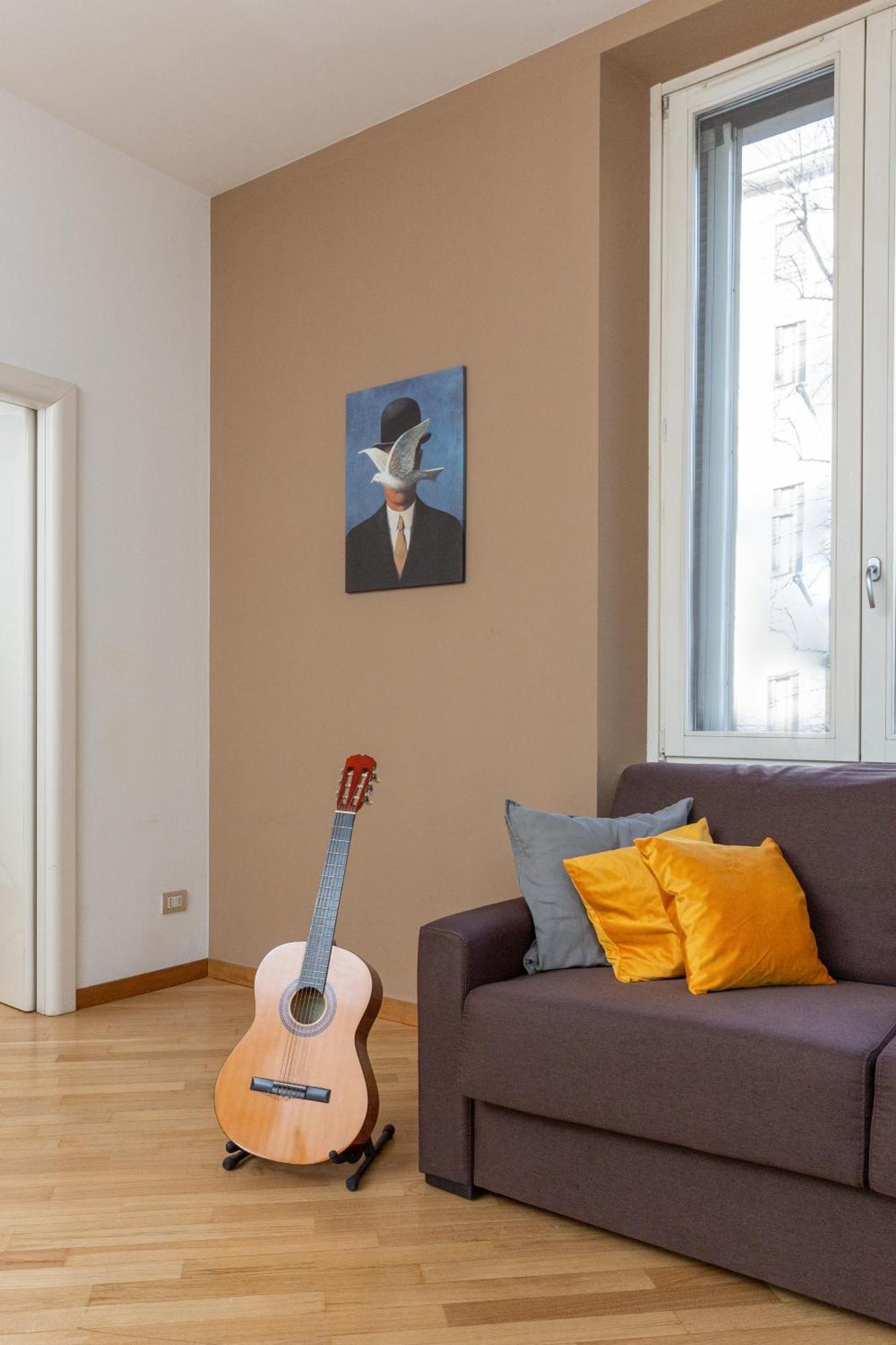 Apartment Free Parking Exclusive Magritte Style Milan