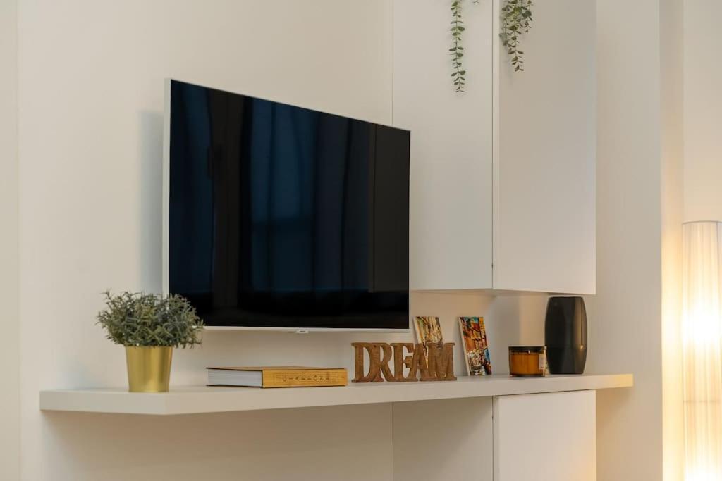 Apartamento Porta Venezia Nuovo E Accogliente *