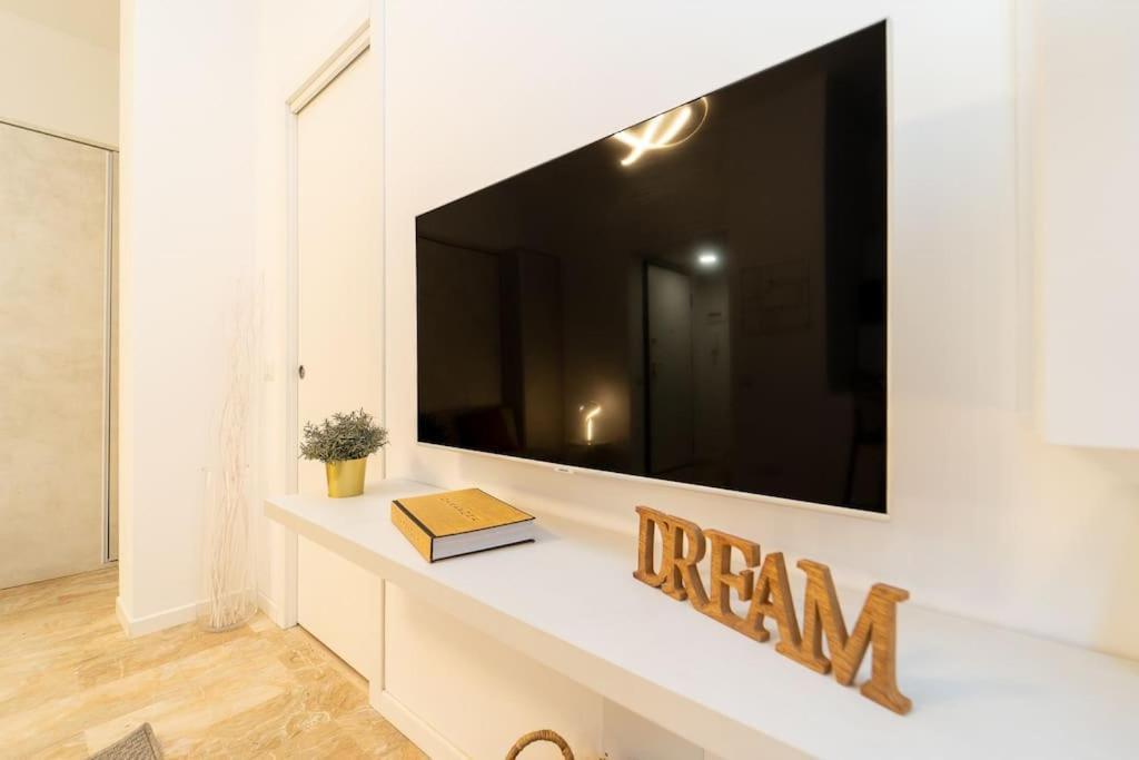 Apartamento Porta Venezia Nuovo E Accogliente